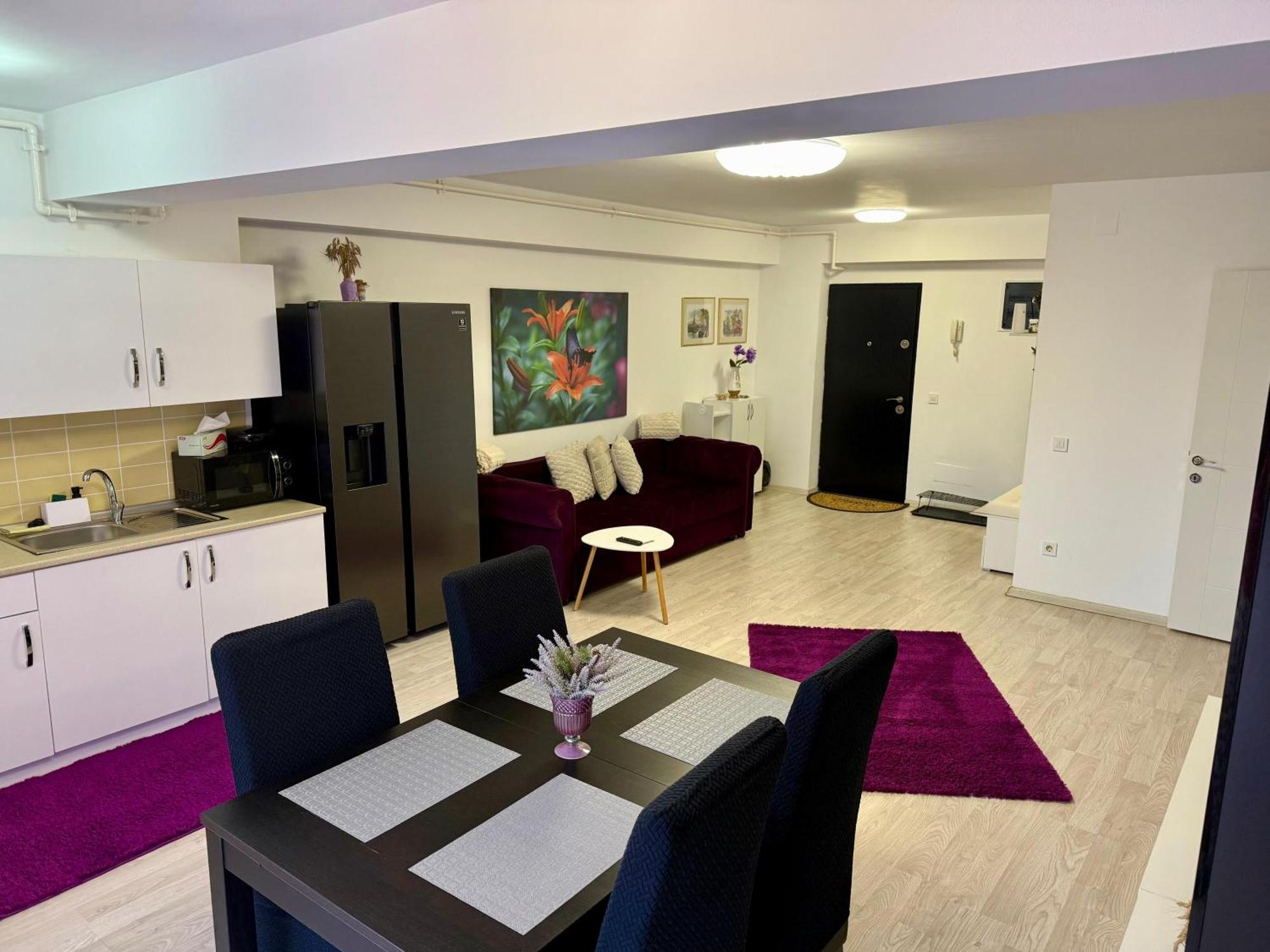 Airport Apartment 70 Squared Meters Otopeni Exteriör bild